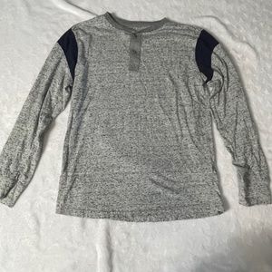 Simply Styled gray with one blue stripe Youth L (14/16) long sleeve shirt